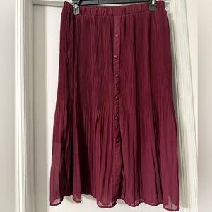 Wine Pleated Midi Skirt